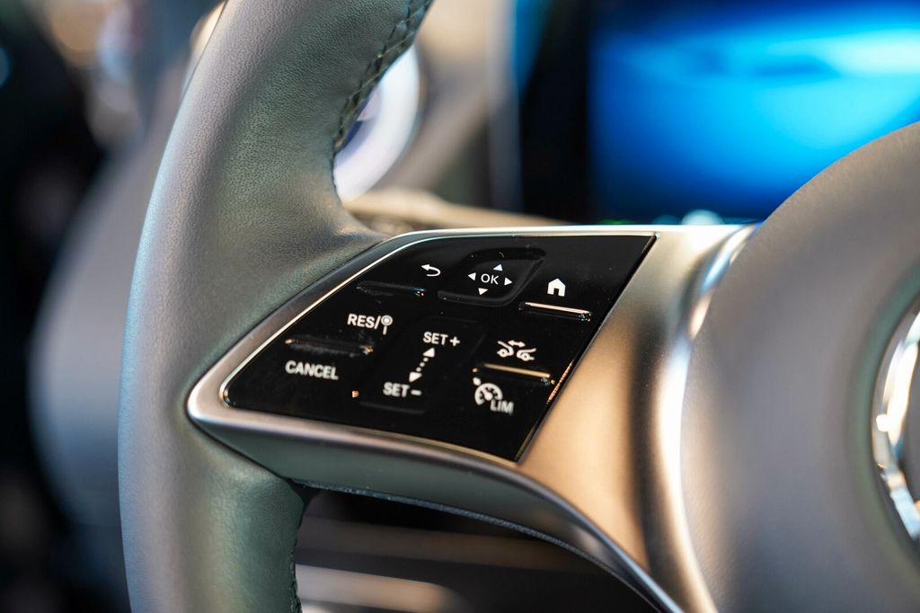 Mercedes-Benz GLA 200 2025