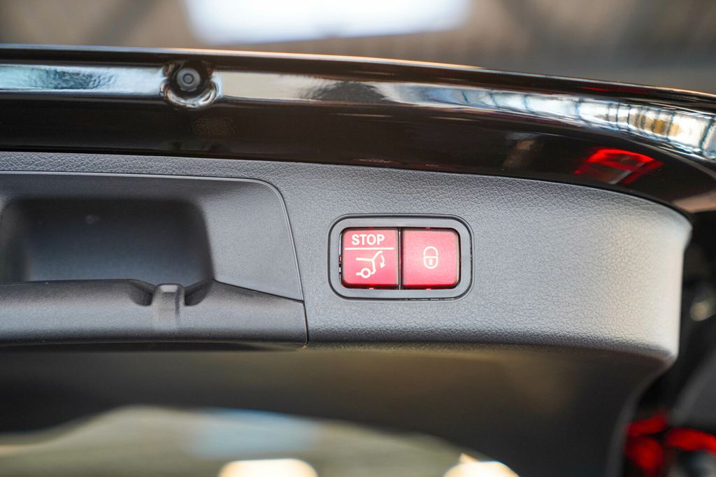 Mercedes-Benz GLA 200 2025