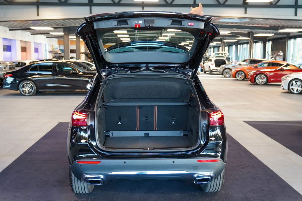 Mercedes-Benz GLA 200 2025