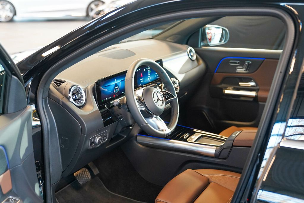 Mercedes-Benz GLA 200 2025