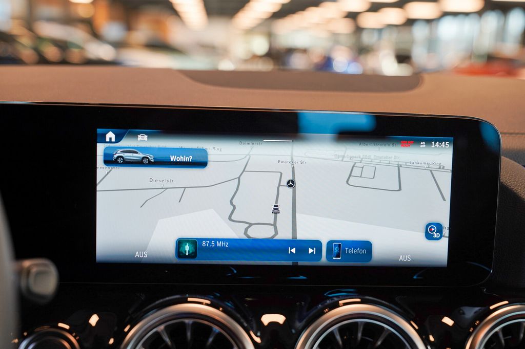 Mercedes-Benz GLA 200 2025