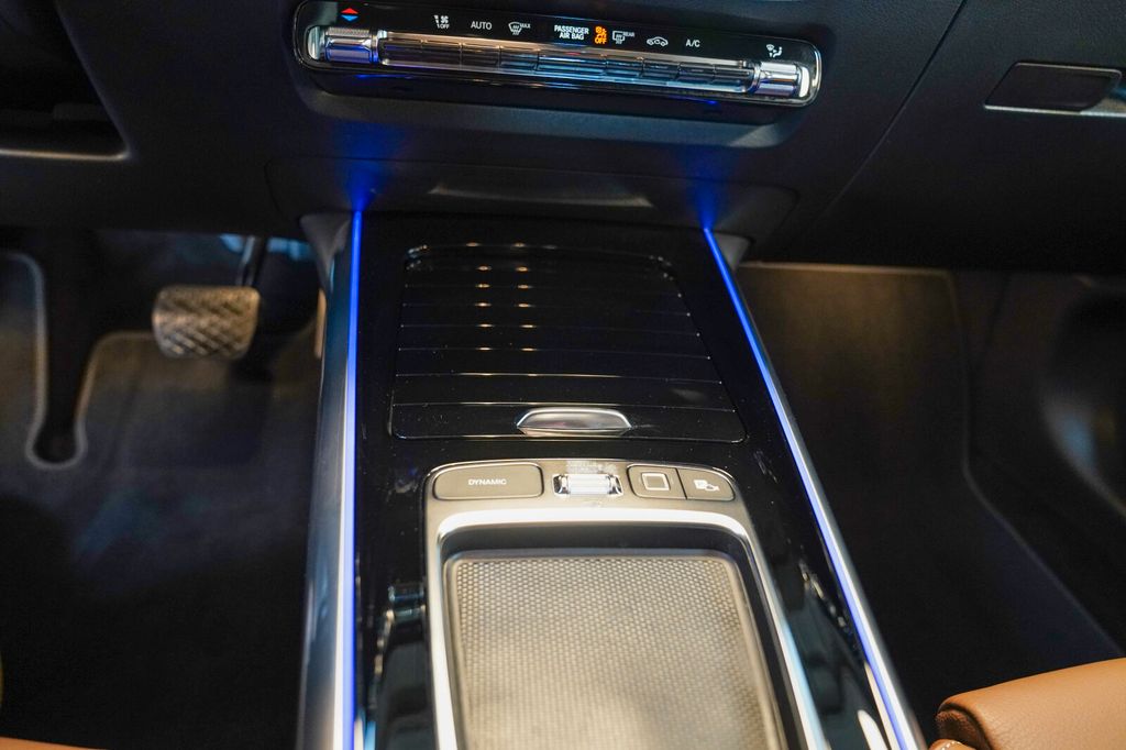 Mercedes-Benz GLA 200 2025