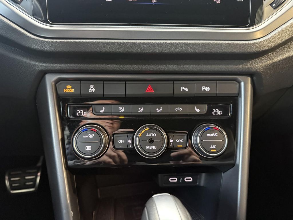 Volkswagen T-Roc 2021