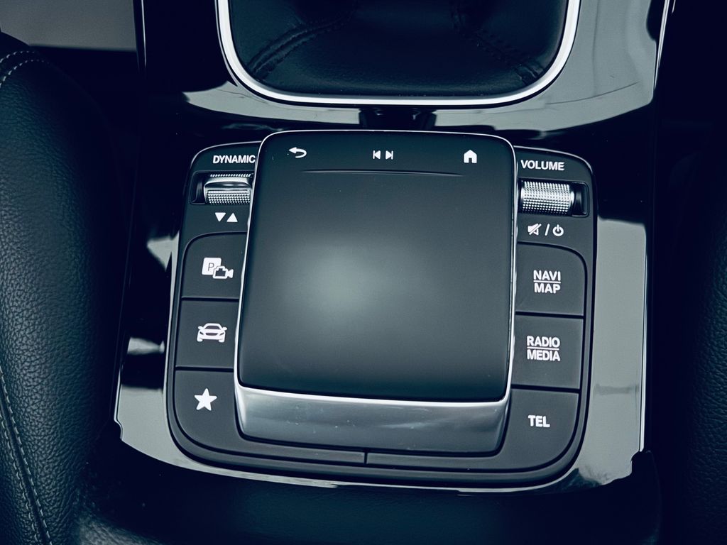 Mercedes-Benz B 180 2022