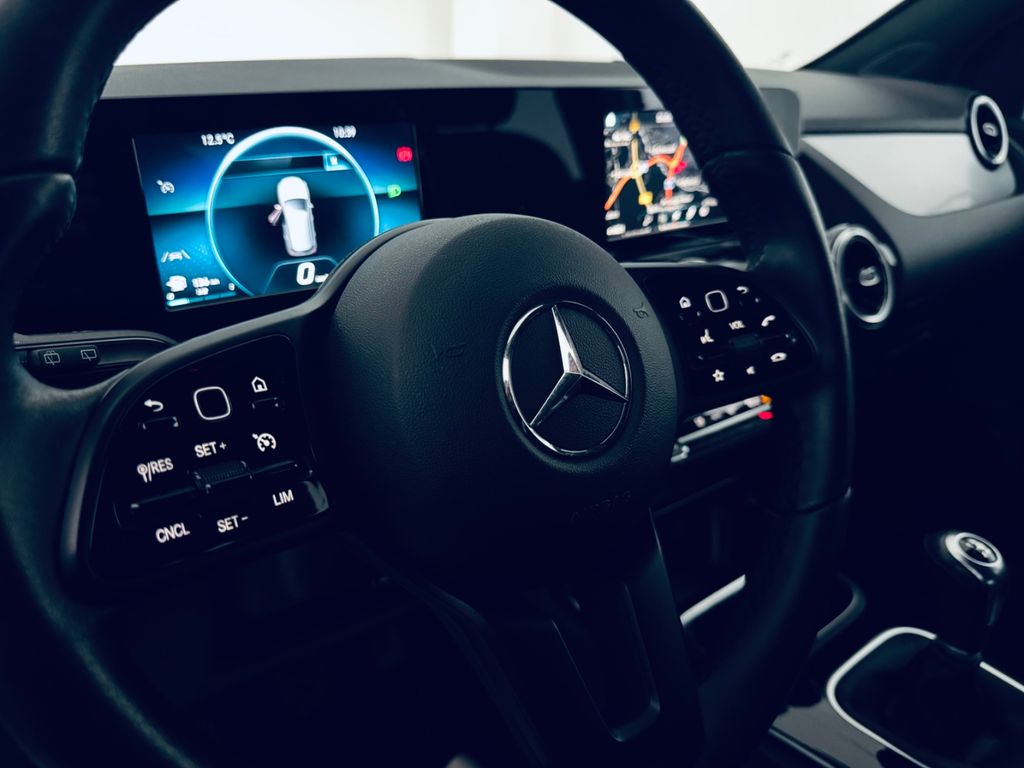 Mercedes-Benz B 180 2022