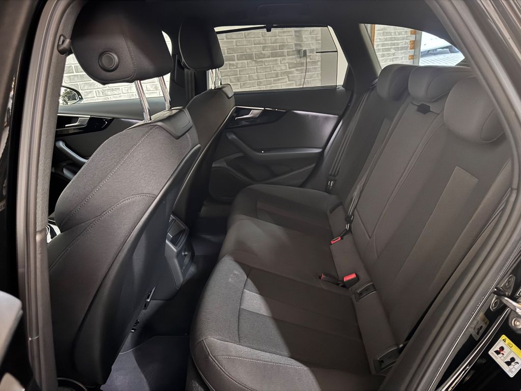 Audi A4 2021