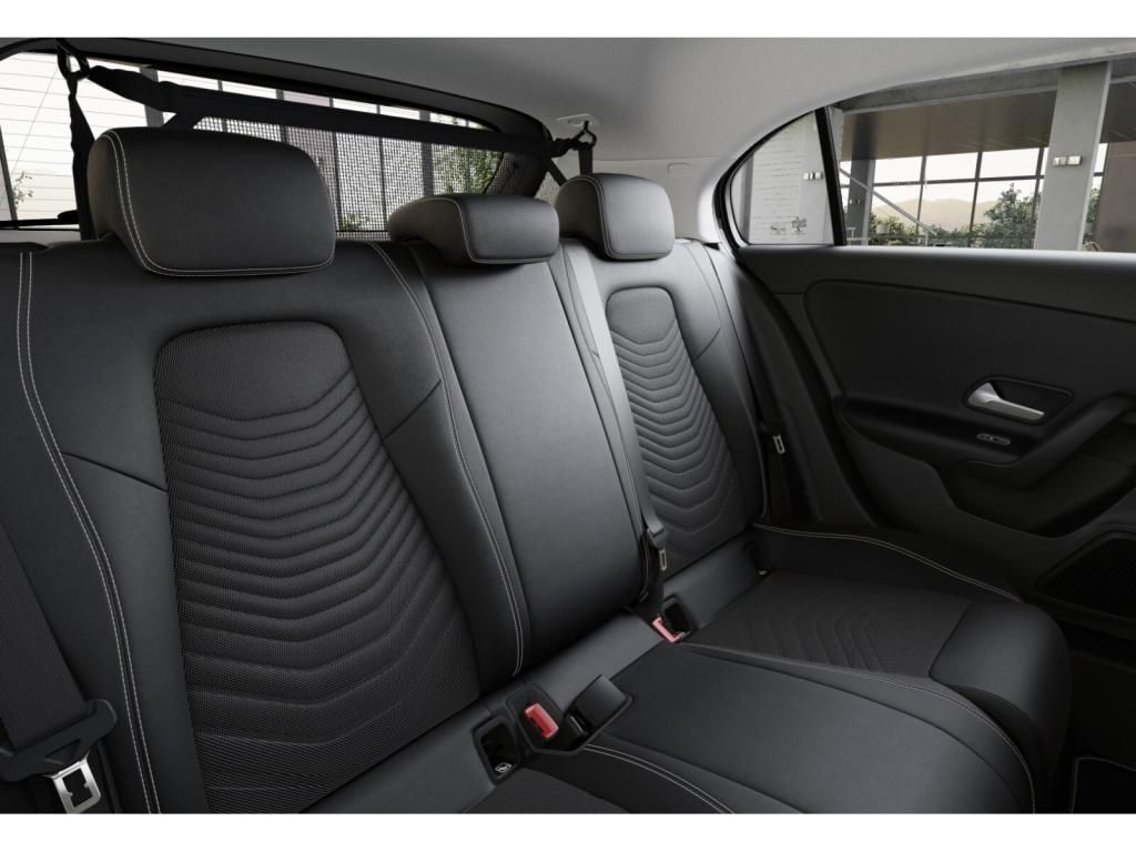 Mercedes-Benz A 180 2024