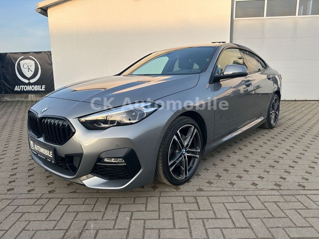 BMW 218 2022
