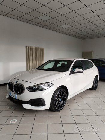 BMW 116 2021