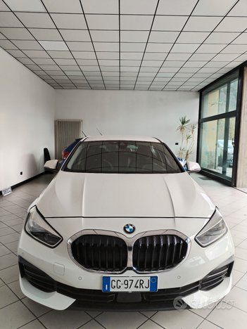 BMW 116 2021