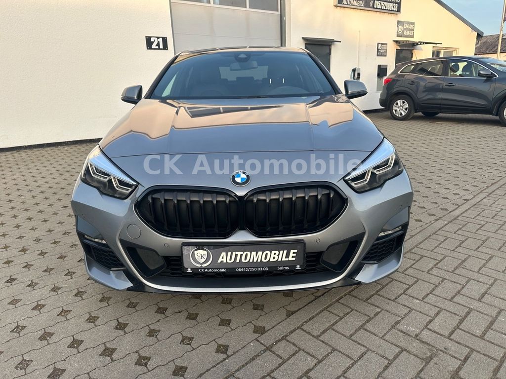 BMW 218 2022