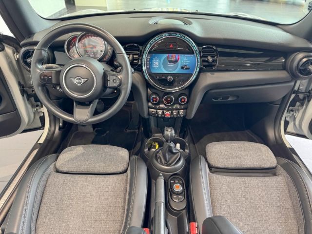 MINI One Cabrio 2021