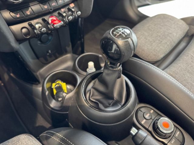 MINI One Cabrio 2021