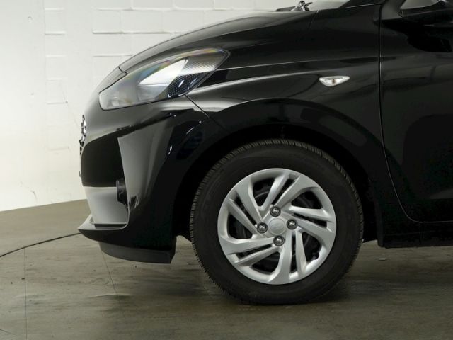 Hyundai i10 2025