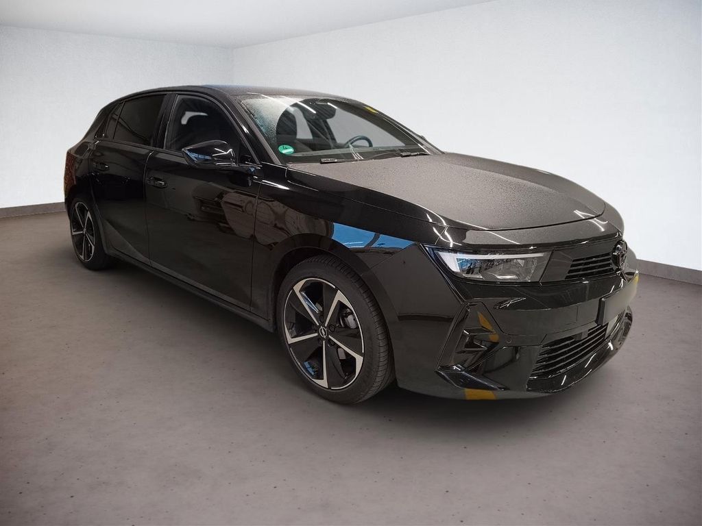 Opel Astra 2025