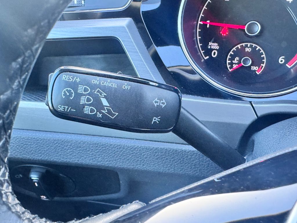 Volkswagen Touran 2021