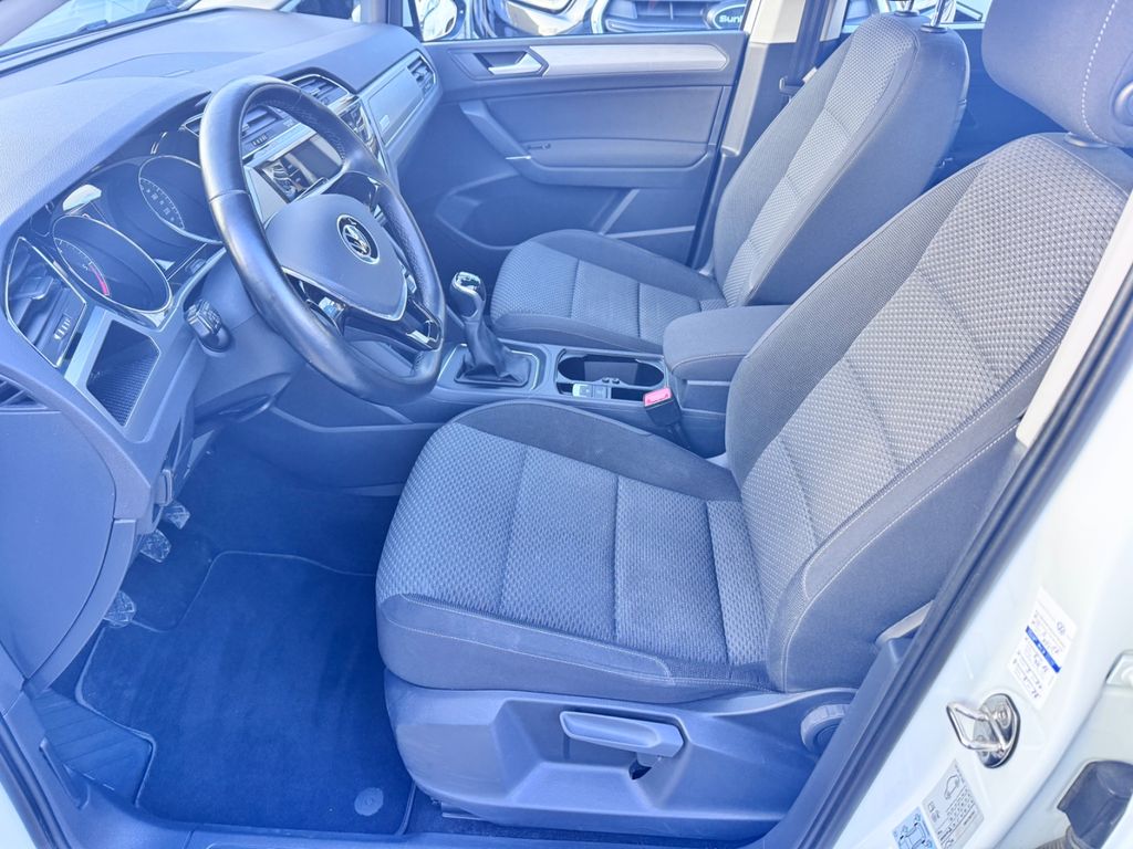 Volkswagen Touran 2021