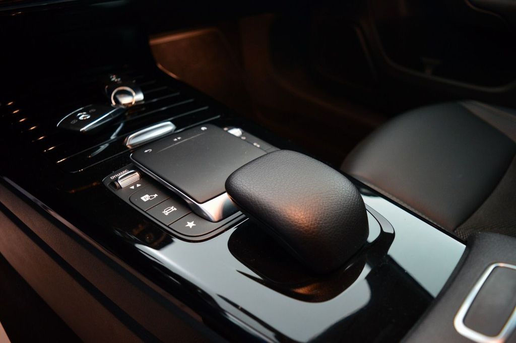 Mercedes-Benz A 180 2022