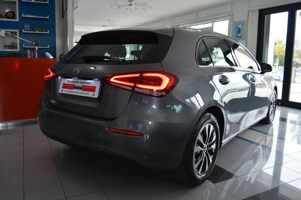 Mercedes-Benz A 180 2022