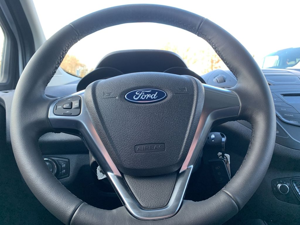 Ford Transit Courier 2023