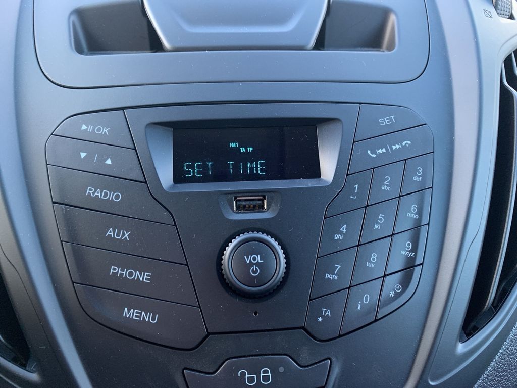 Ford Transit Courier 2023