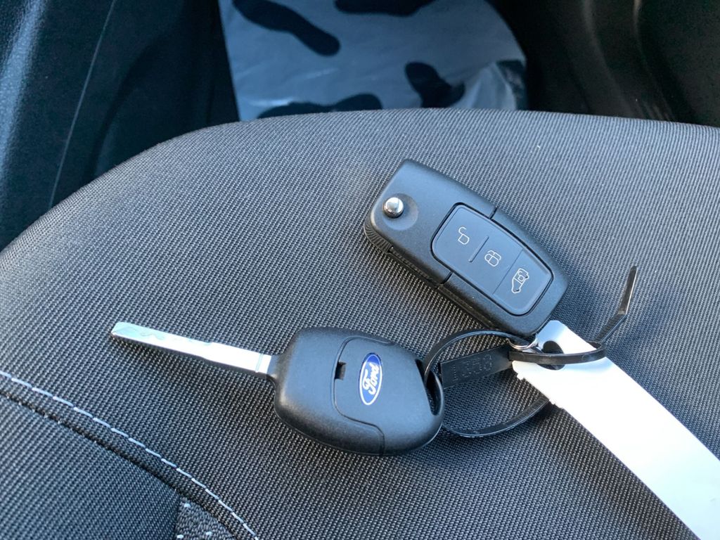 Ford Transit Courier 2023