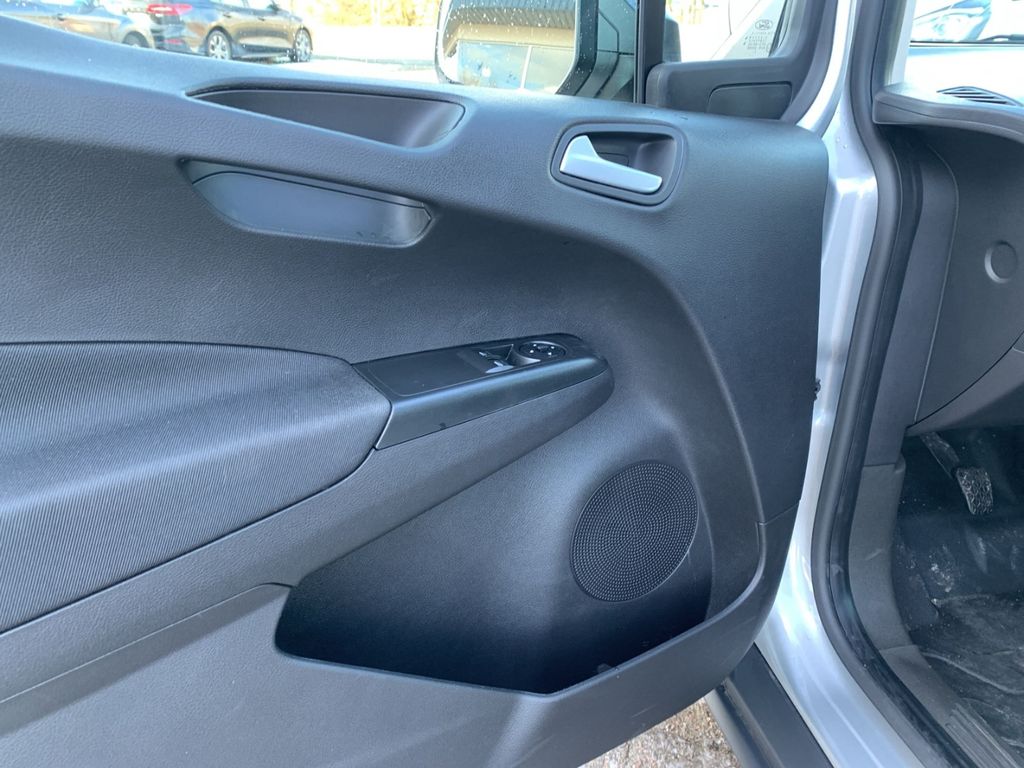 Ford Transit Courier 2023