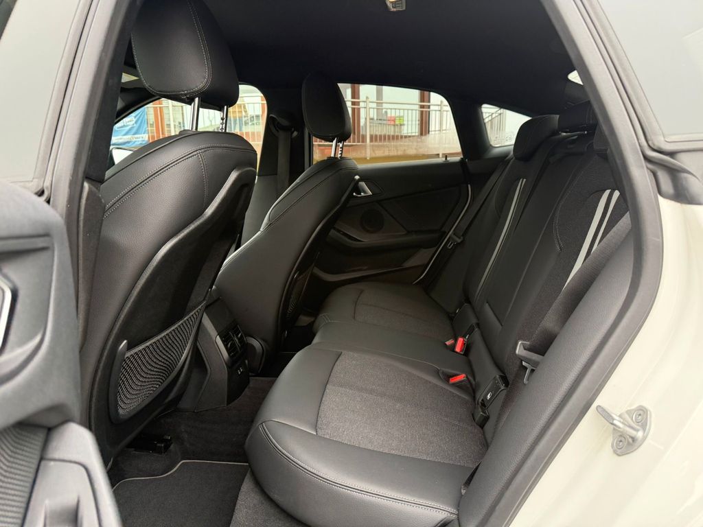 BMW 218 Gran Coupé 2023