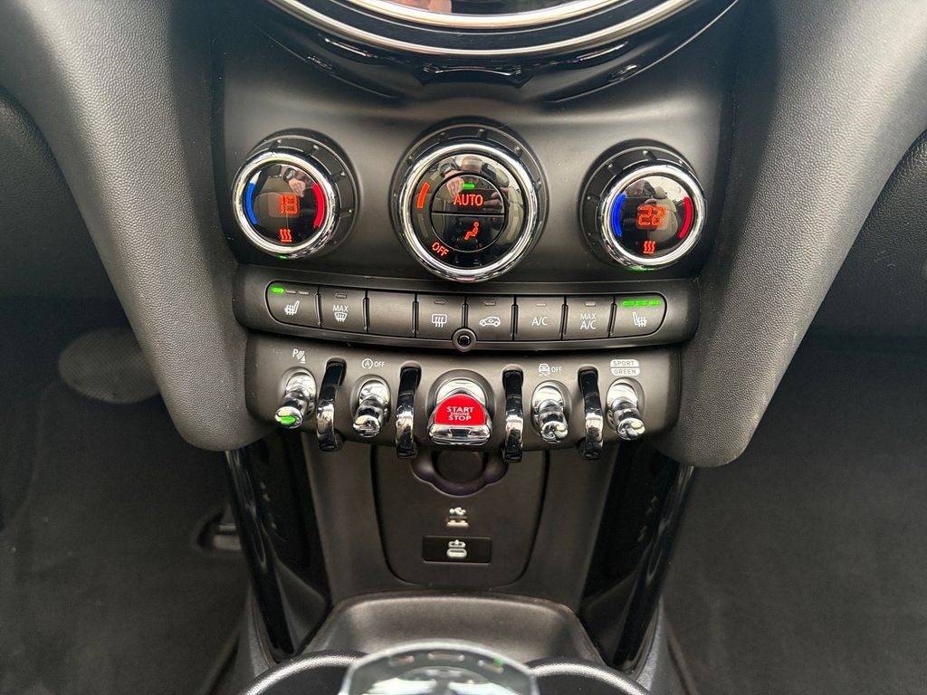 MINI Cooper Cabrio 2022