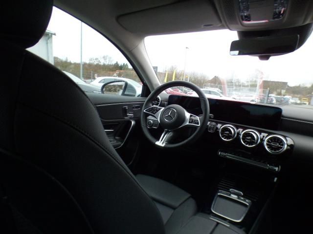 Mercedes-Benz A 200 2024