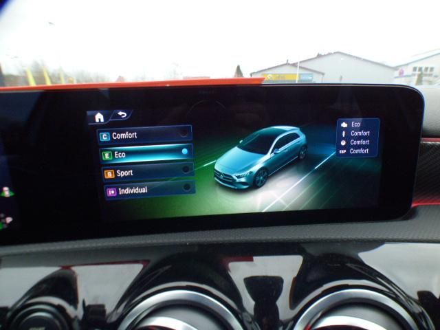 Mercedes-Benz A 200 2024