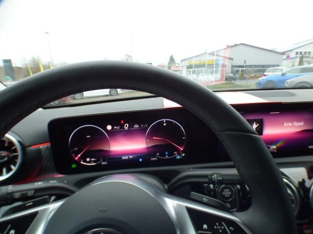 Mercedes-Benz A 200 2024