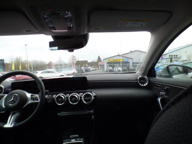 Mercedes-Benz A 200 2024