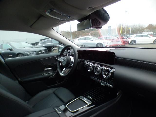 Mercedes-Benz A 200 2024