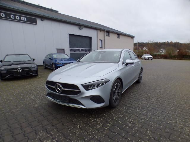 Mercedes-Benz A 200 2024