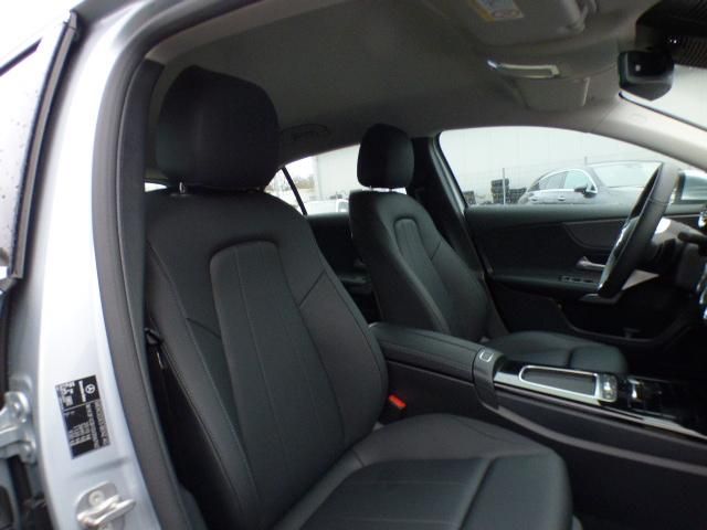 Mercedes-Benz A 200 2024