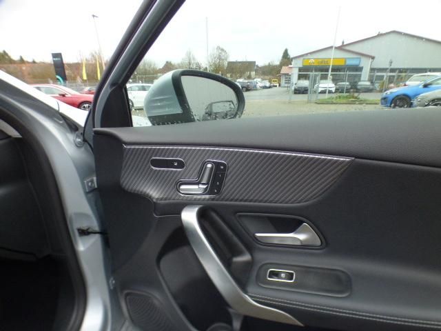 Mercedes-Benz A 200 2024