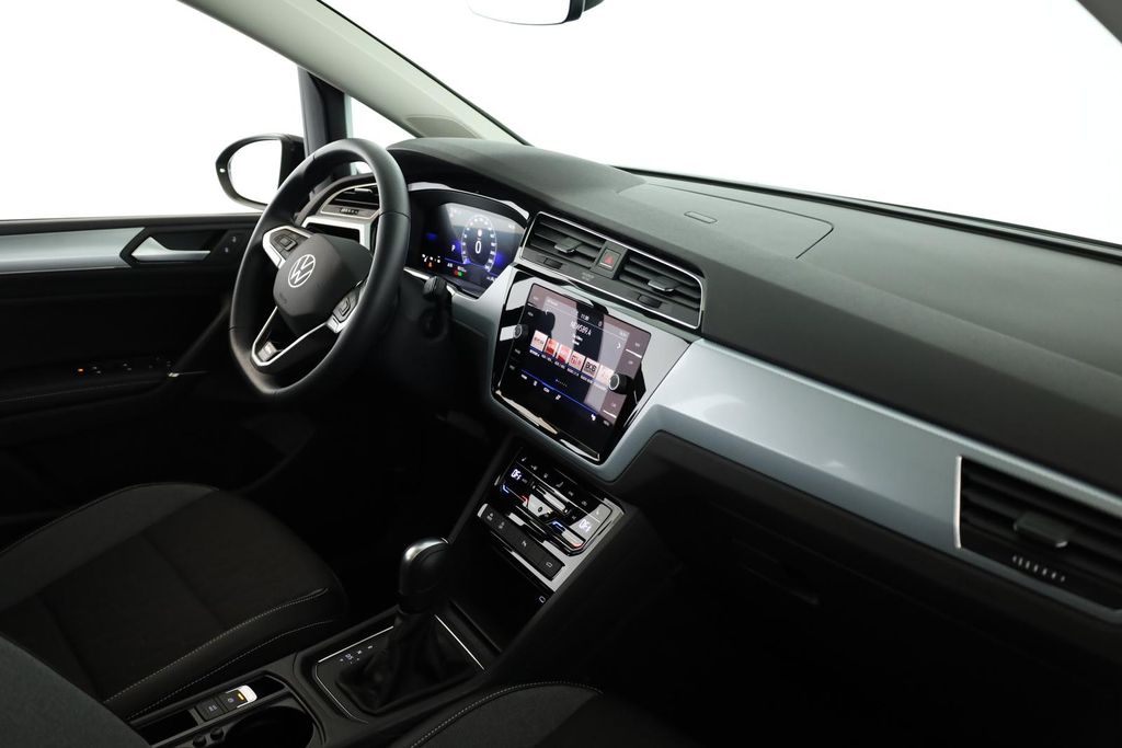 Volkswagen Touran 2025
