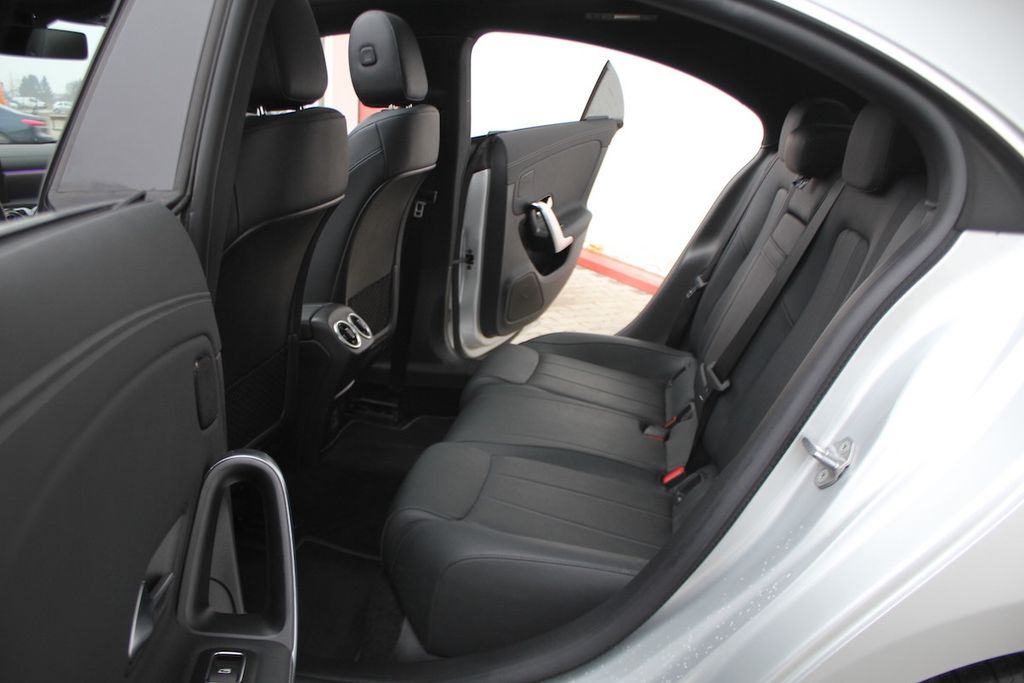 Mercedes-Benz CLA 200 2021