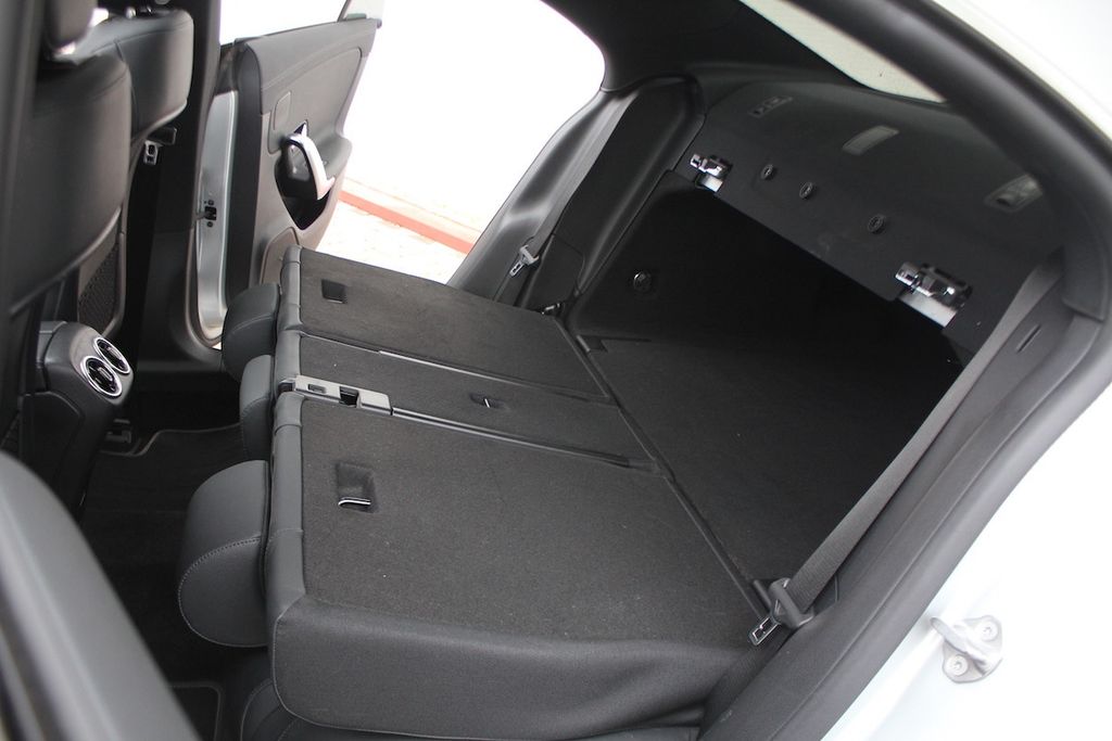 Mercedes-Benz CLA 200 2021