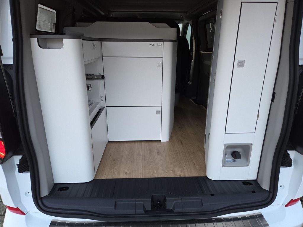 Ford Tourneo Custom 2025