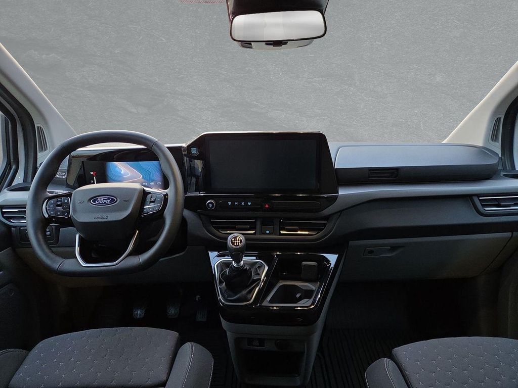 Ford Tourneo Custom 2025