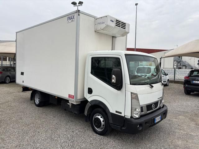 Nissan Cabstar 2015