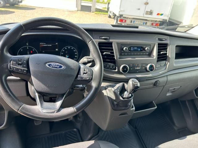 Ford Transit 2023