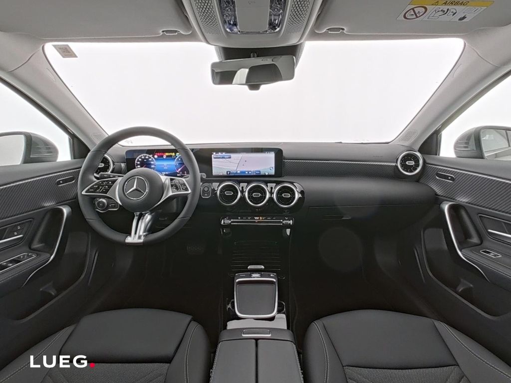 Mercedes-Benz A 180 2024