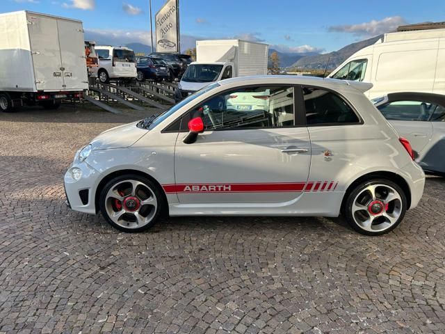Abarth 595 2021