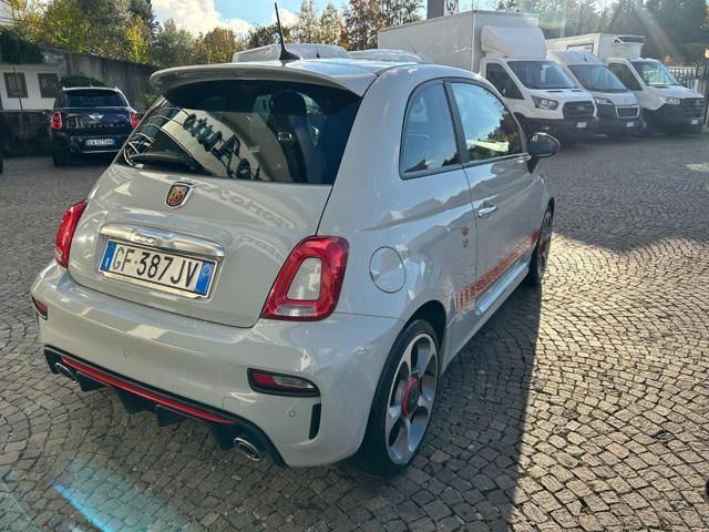 Abarth 595 2021