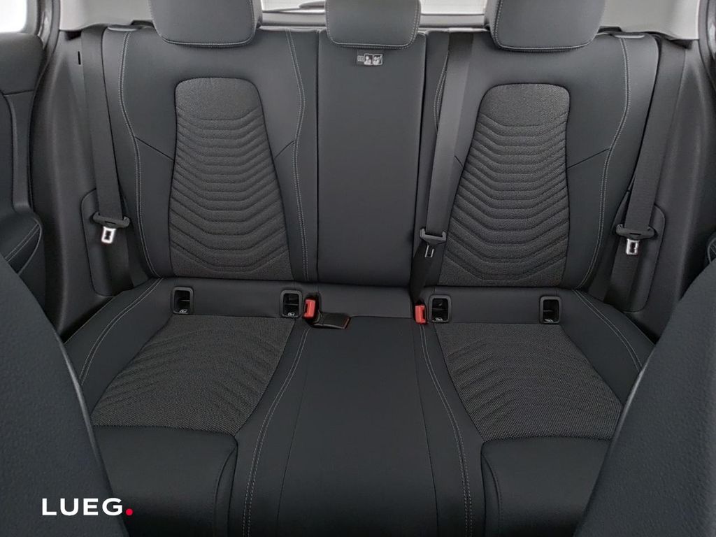 Mercedes-Benz A 180 2024