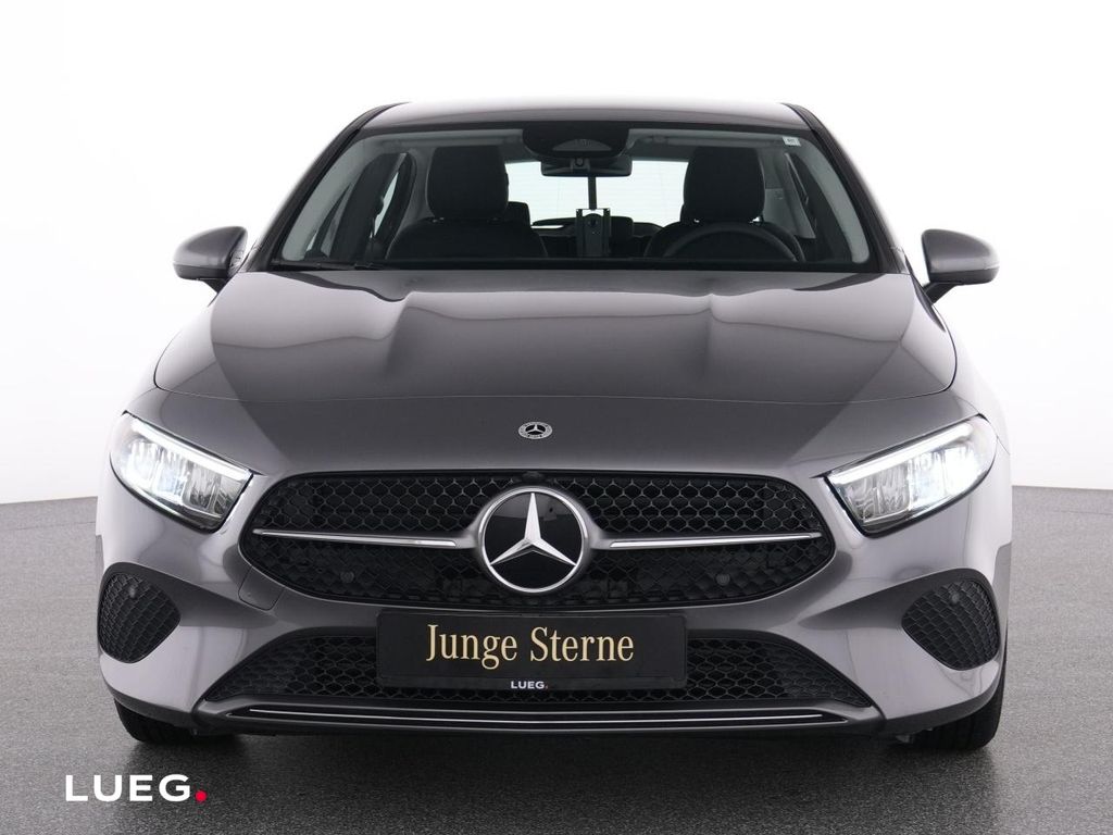 Mercedes-Benz A 180 2024