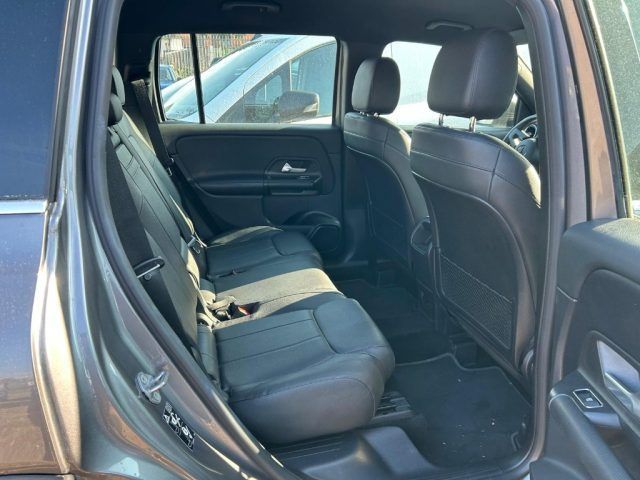 Mercedes-Benz GLB 180 2021